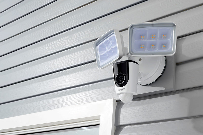 Lorex Smart Home Security Center with 2K Video Doorbell and Floodlight Camera